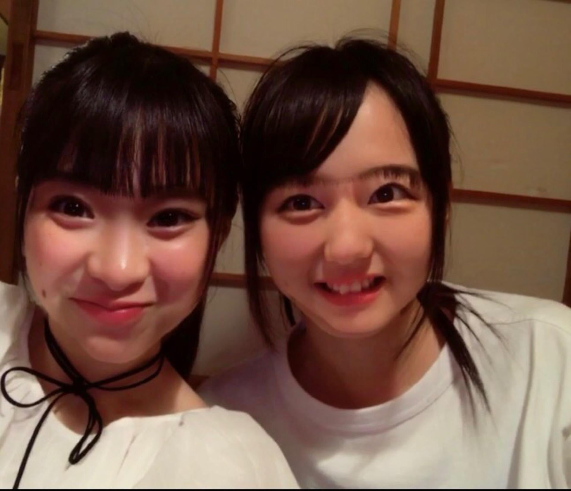 倉野尾成美が尾崎・なこ・みく・えれたんと焼鳥屋で会談！！©2ch.net	->画像>6枚 