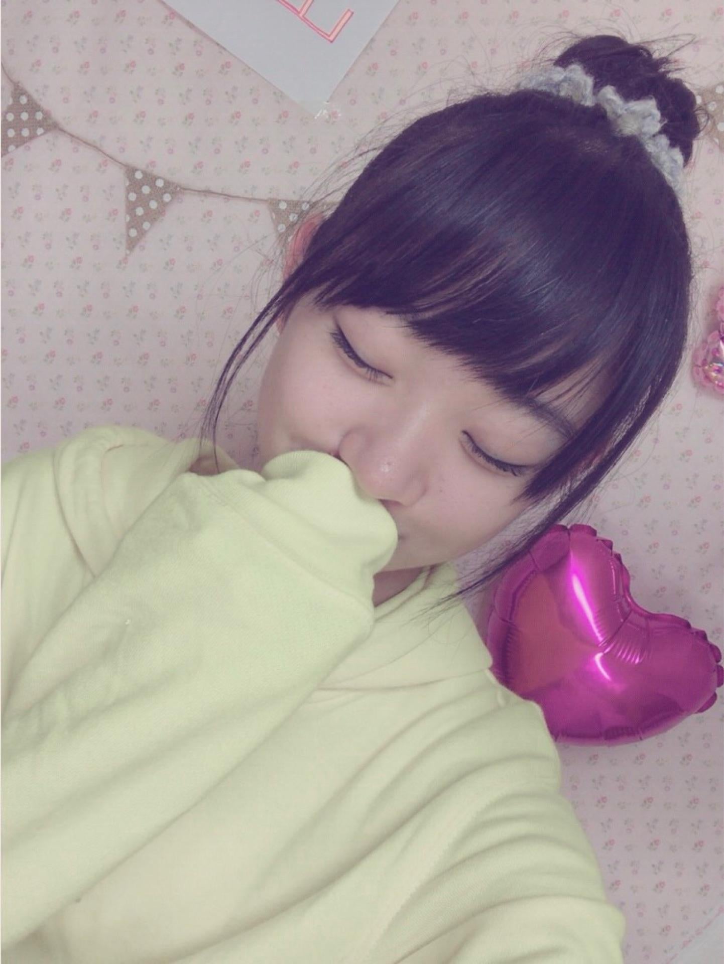 AKB48×Google+2412	YouTube動画>6本 ->画像>1869枚 