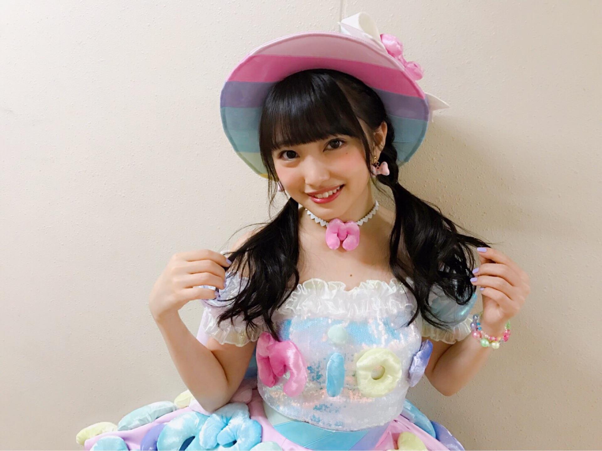 AKB48×Google+2412	YouTube動画>6本 ->画像>1869枚 