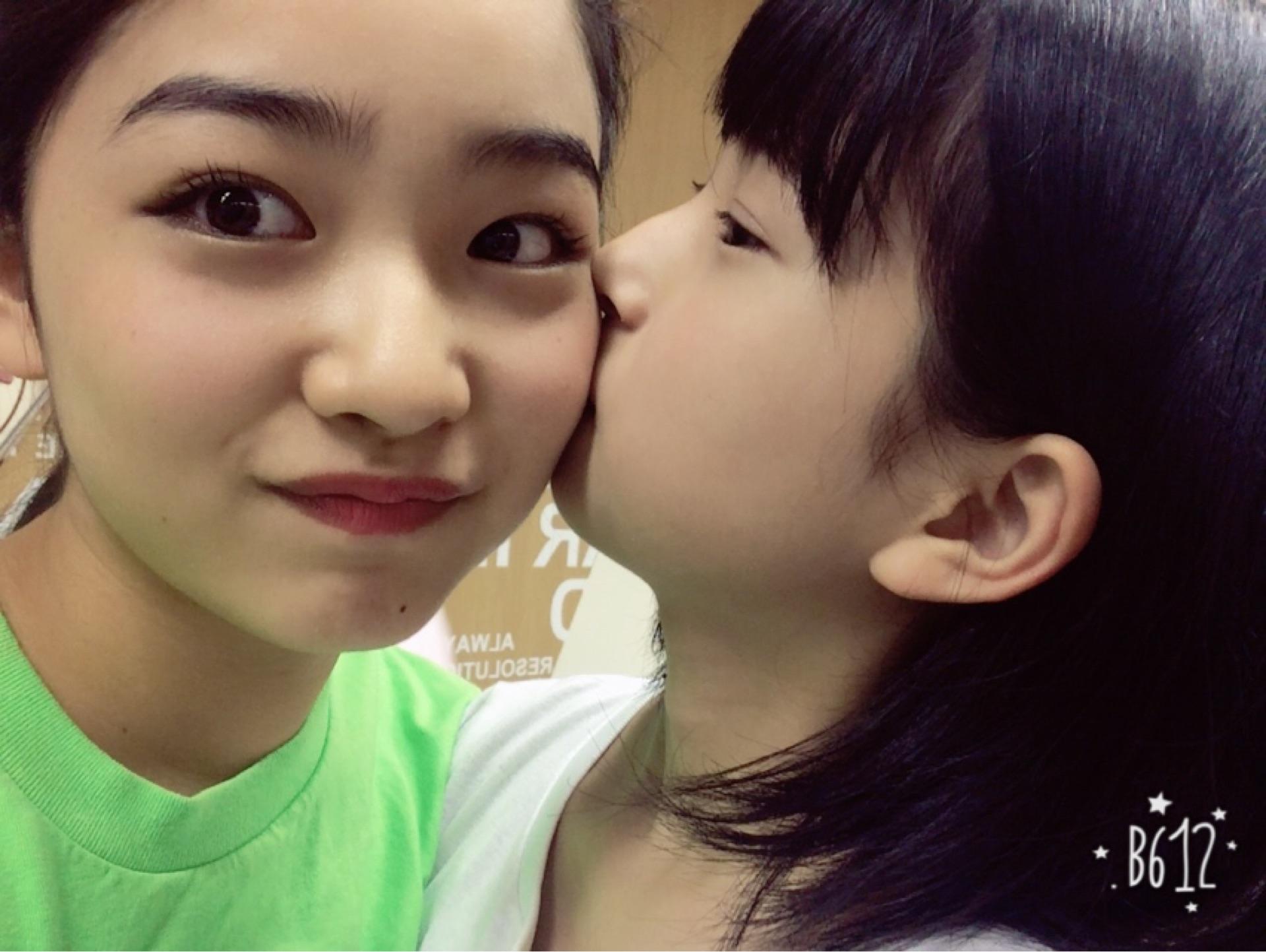 AKB48×Google+2412	YouTube動画>6本 ->画像>1869枚 