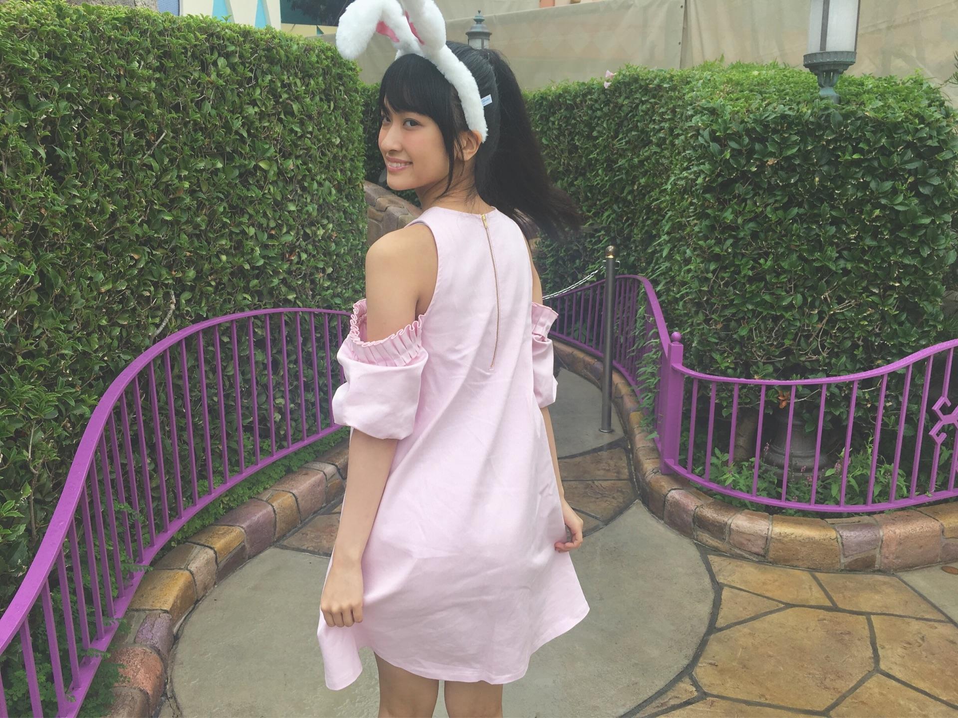 AKB48×Google+2412	YouTube動画>6本 ->画像>1869枚 