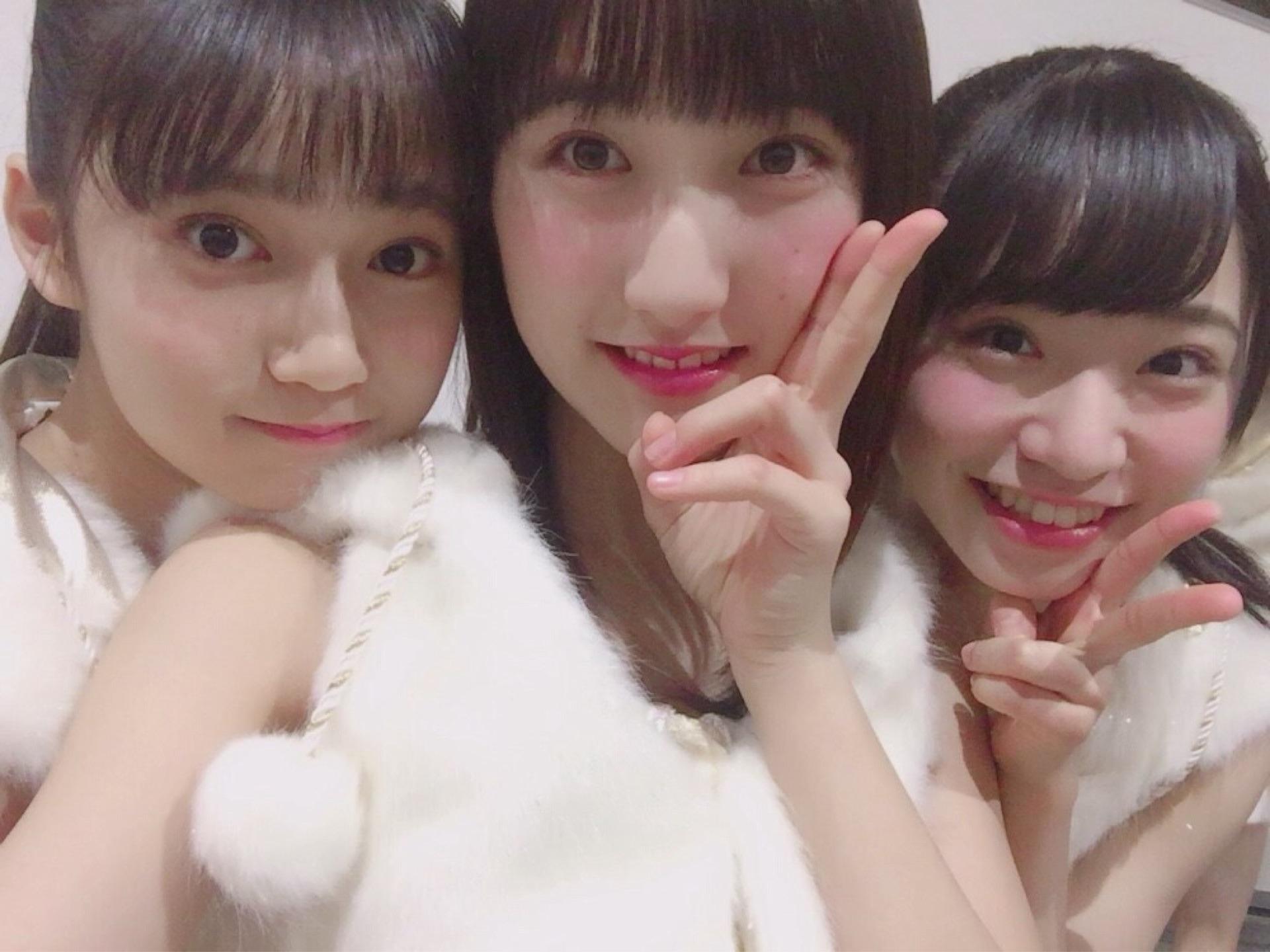 AKB48×Google+2429 	YouTube動画>19本 ->画像>1427枚 