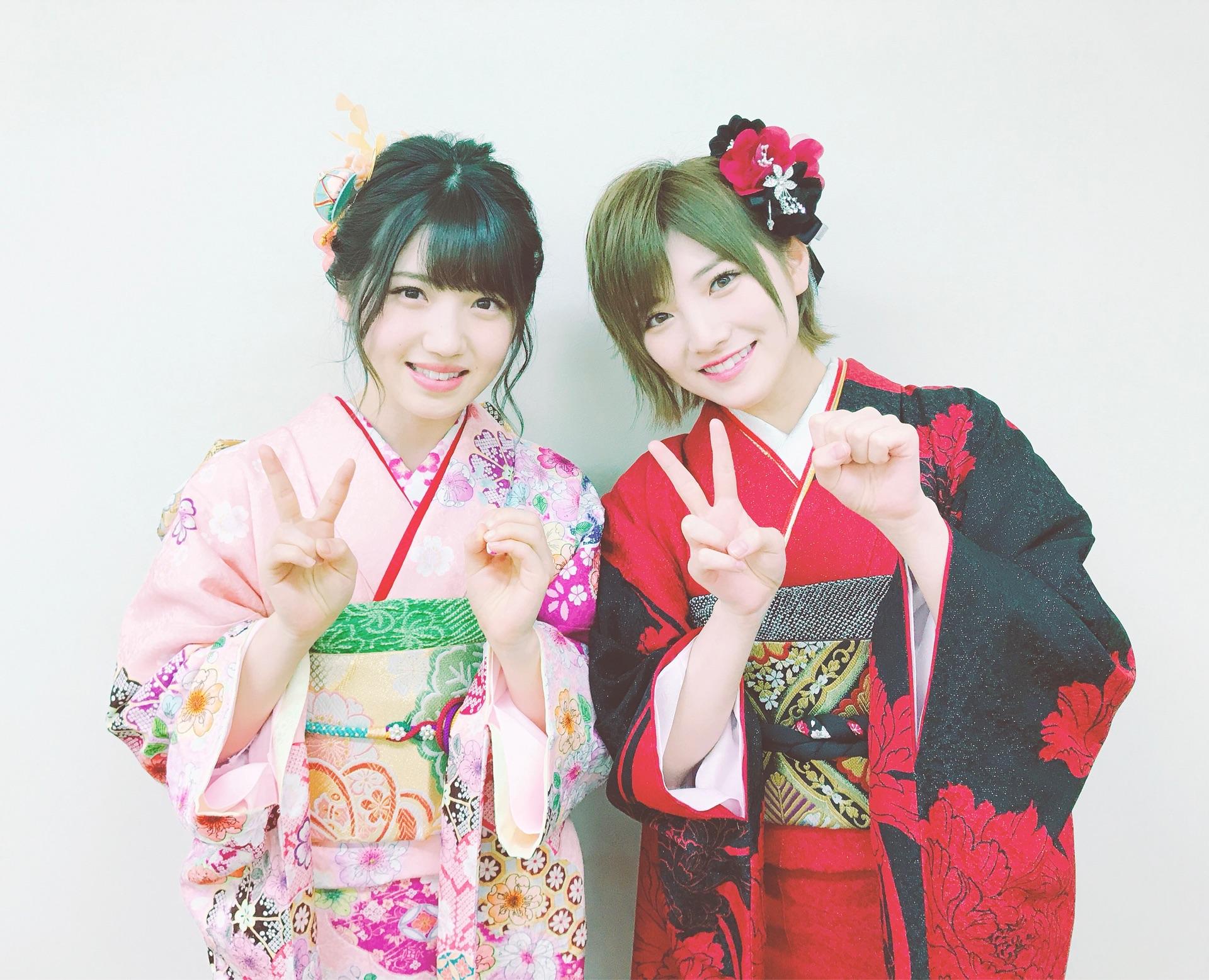 AKB48×Google+2429 	YouTube動画>19本 ->画像>1427枚 