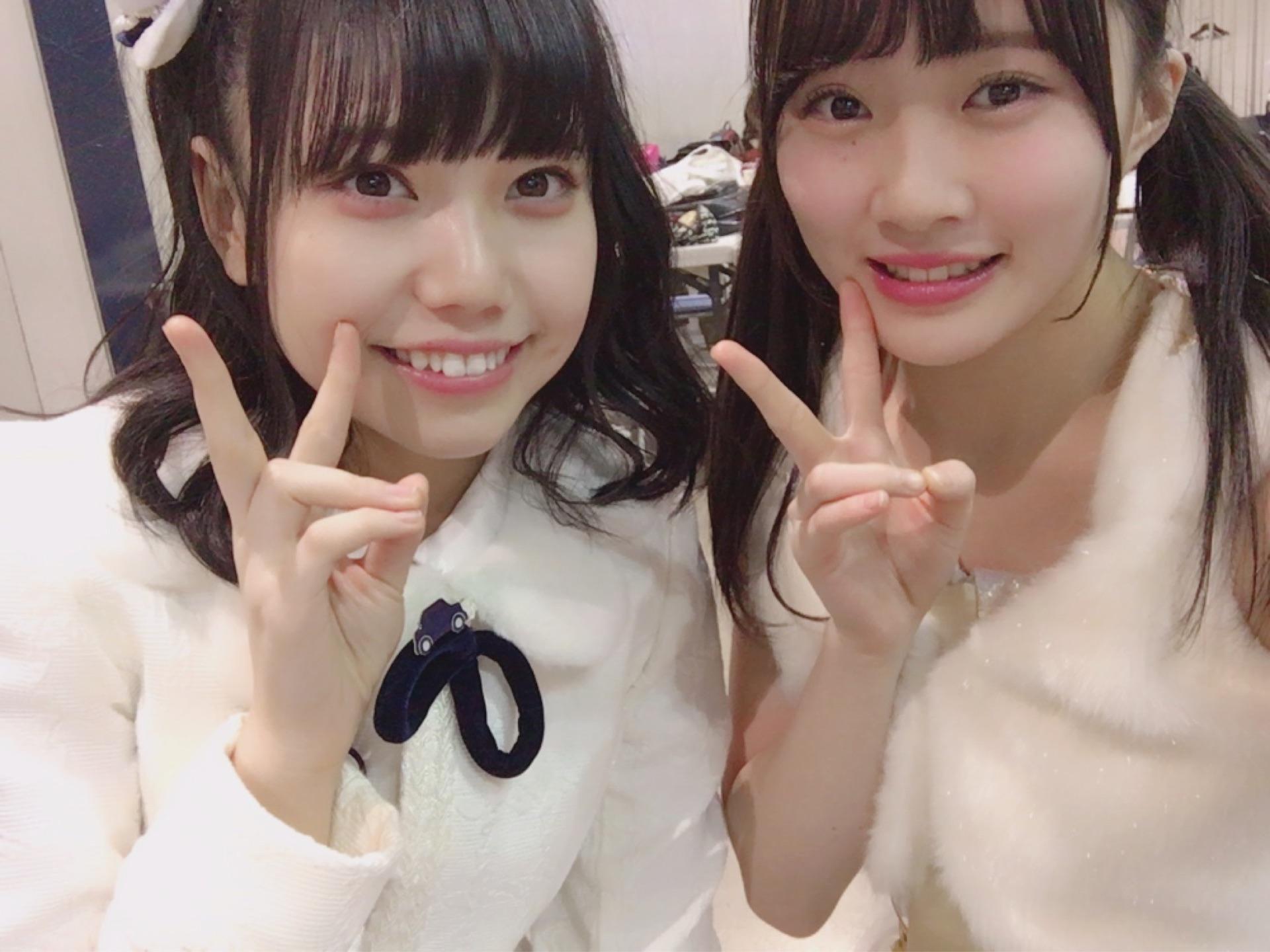 AKB48×Google+2429 	YouTube動画>19本 ->画像>1427枚 