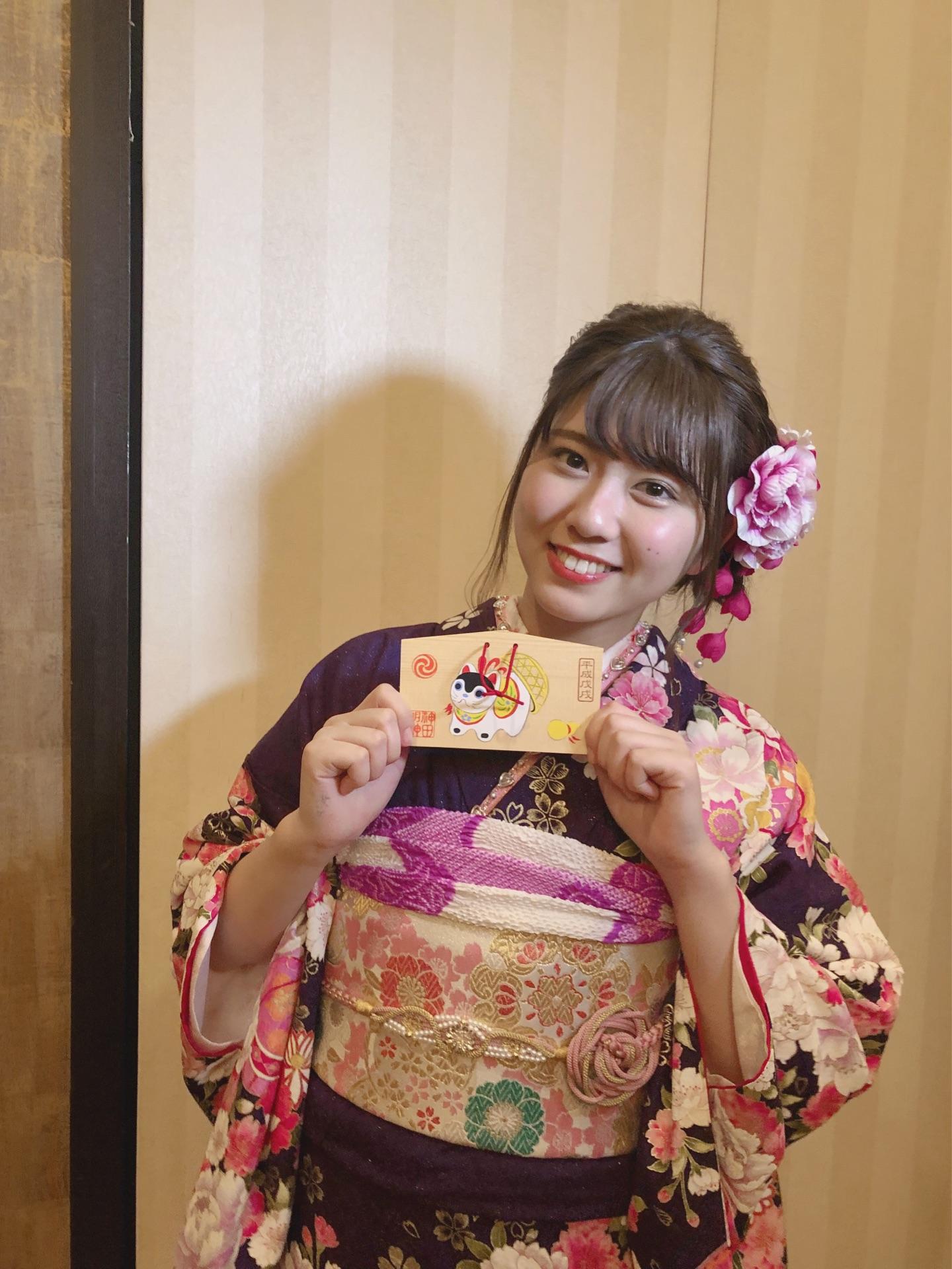 AKB48×Google+2429 	YouTube動画>19本 ->画像>1427枚 