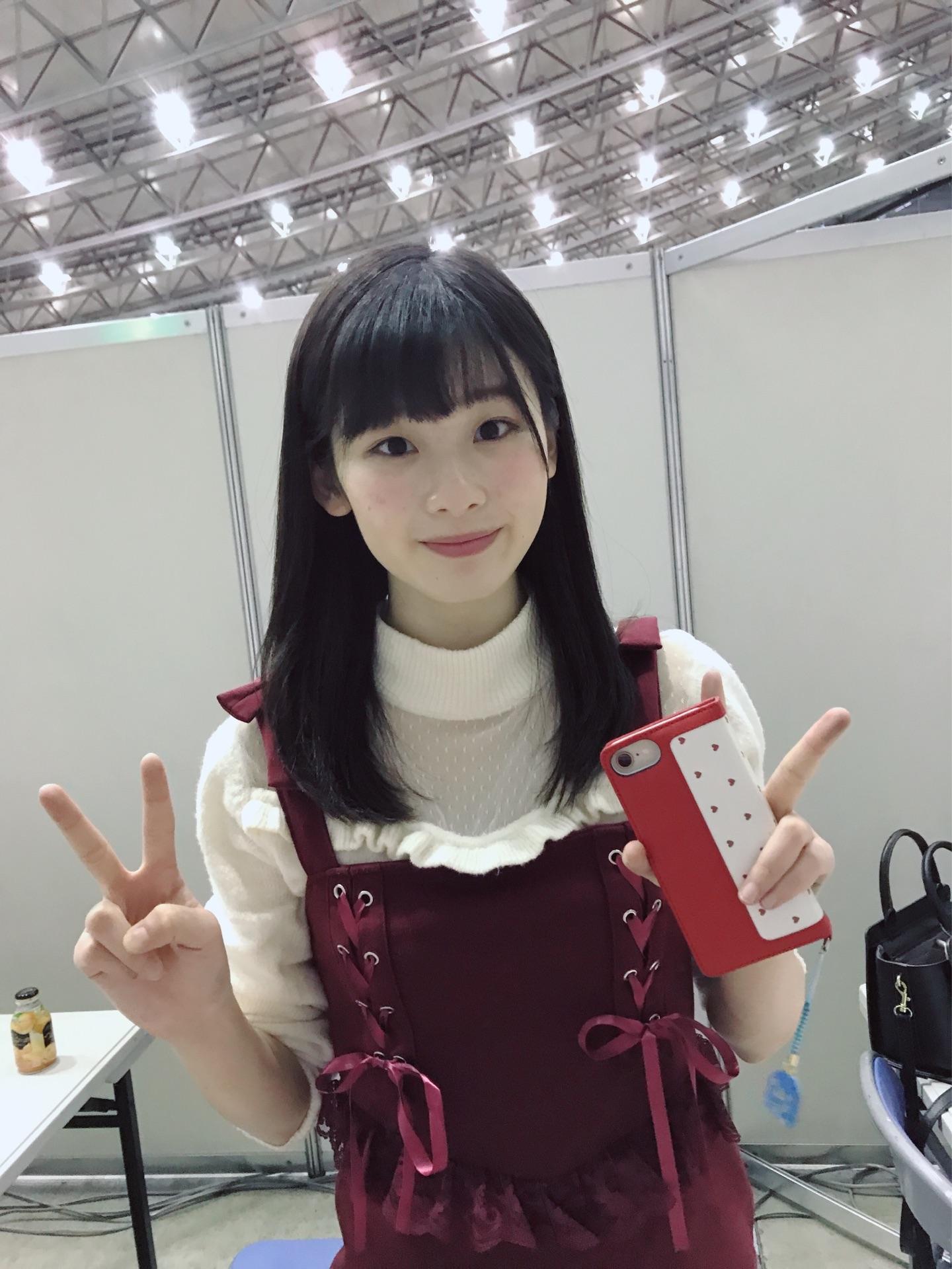 AKB48×Google+2429 	YouTube動画>19本 ->画像>1427枚 