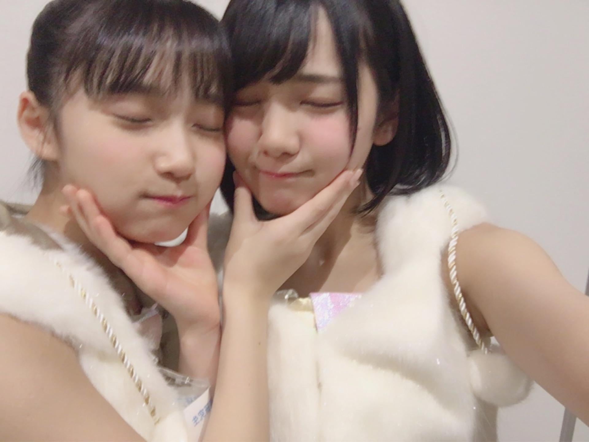 AKB48×Google+2429 	YouTube動画>19本 ->画像>1427枚 