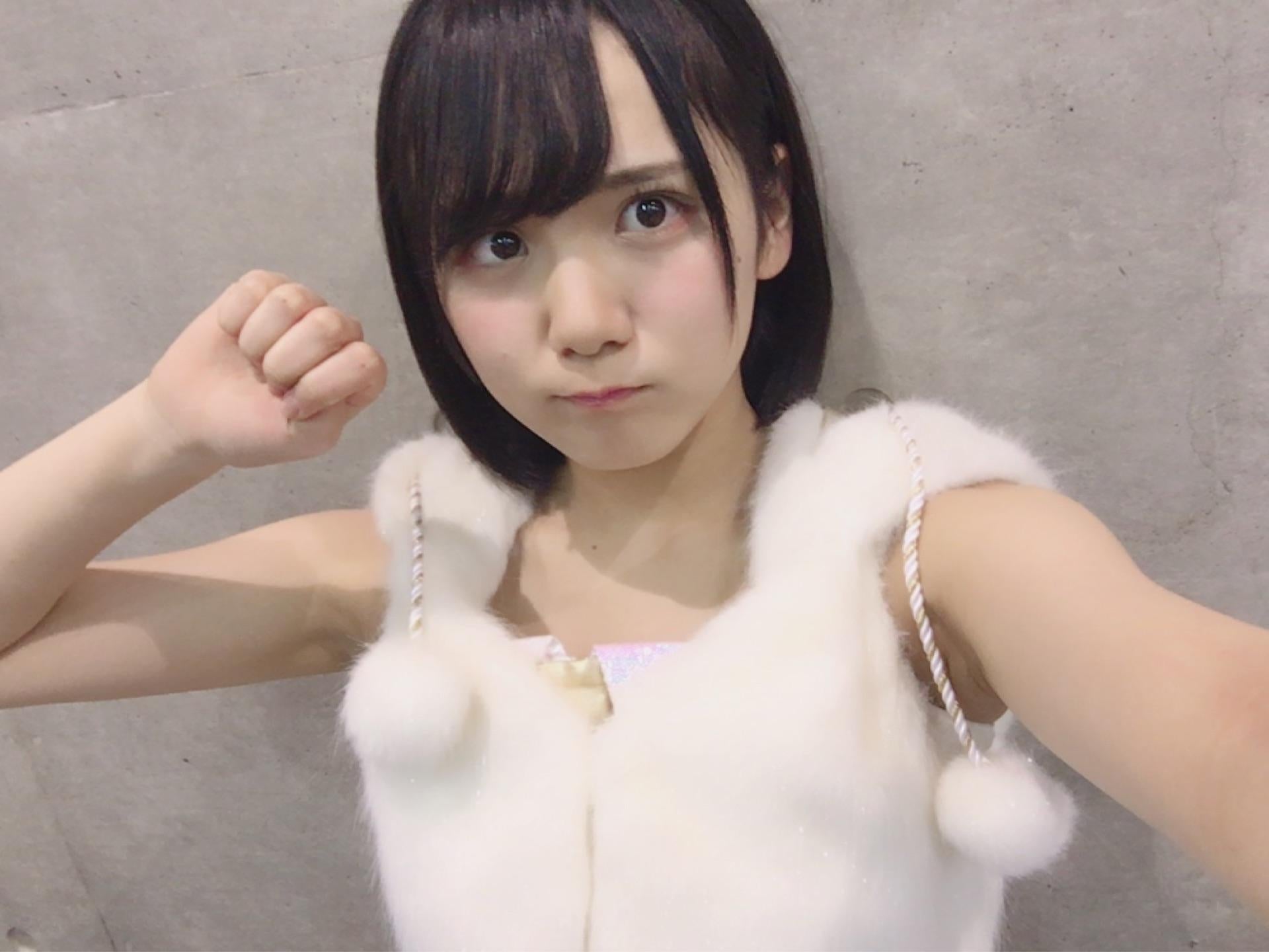 AKB48×Google+2429 	YouTube動画>19本 ->画像>1427枚 