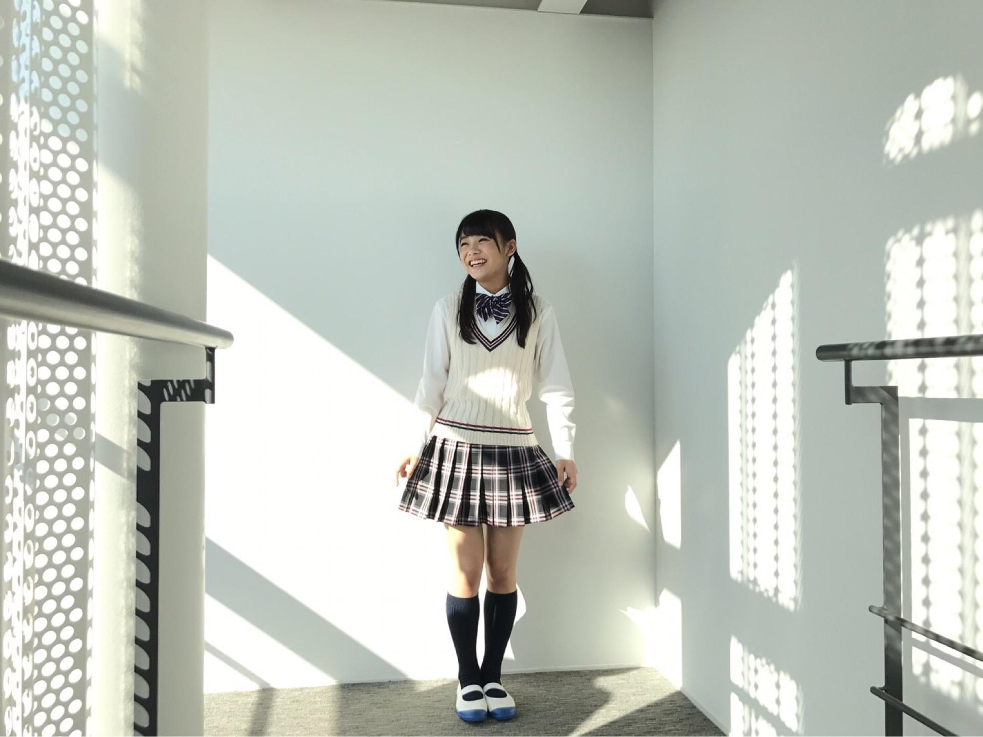 AKB48×Google+2429 	YouTube動画>19本 ->画像>1427枚 