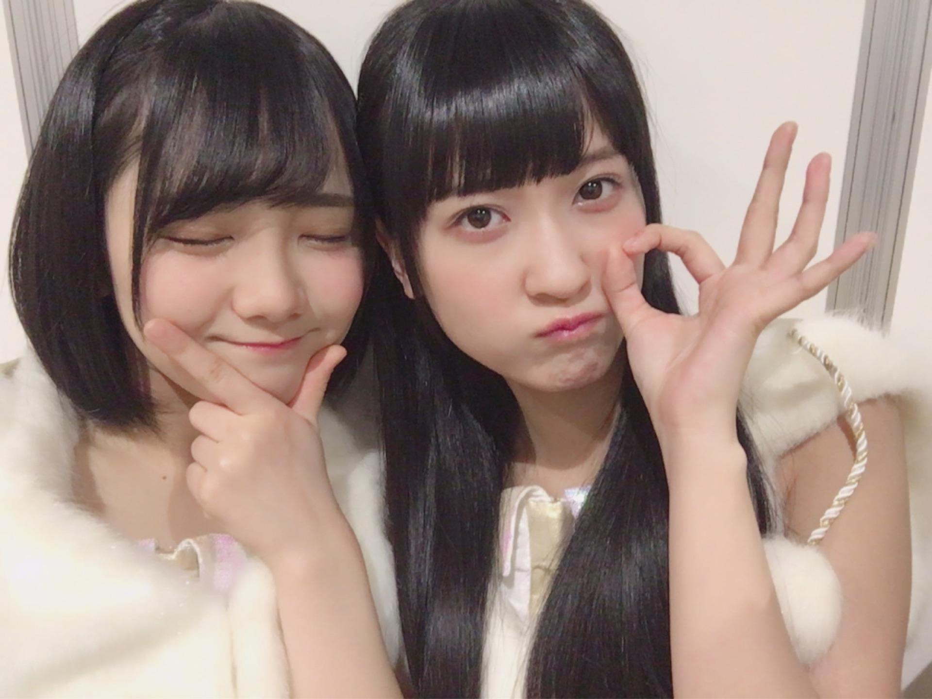 AKB48×Google+2429 	YouTube動画>19本 ->画像>1427枚 