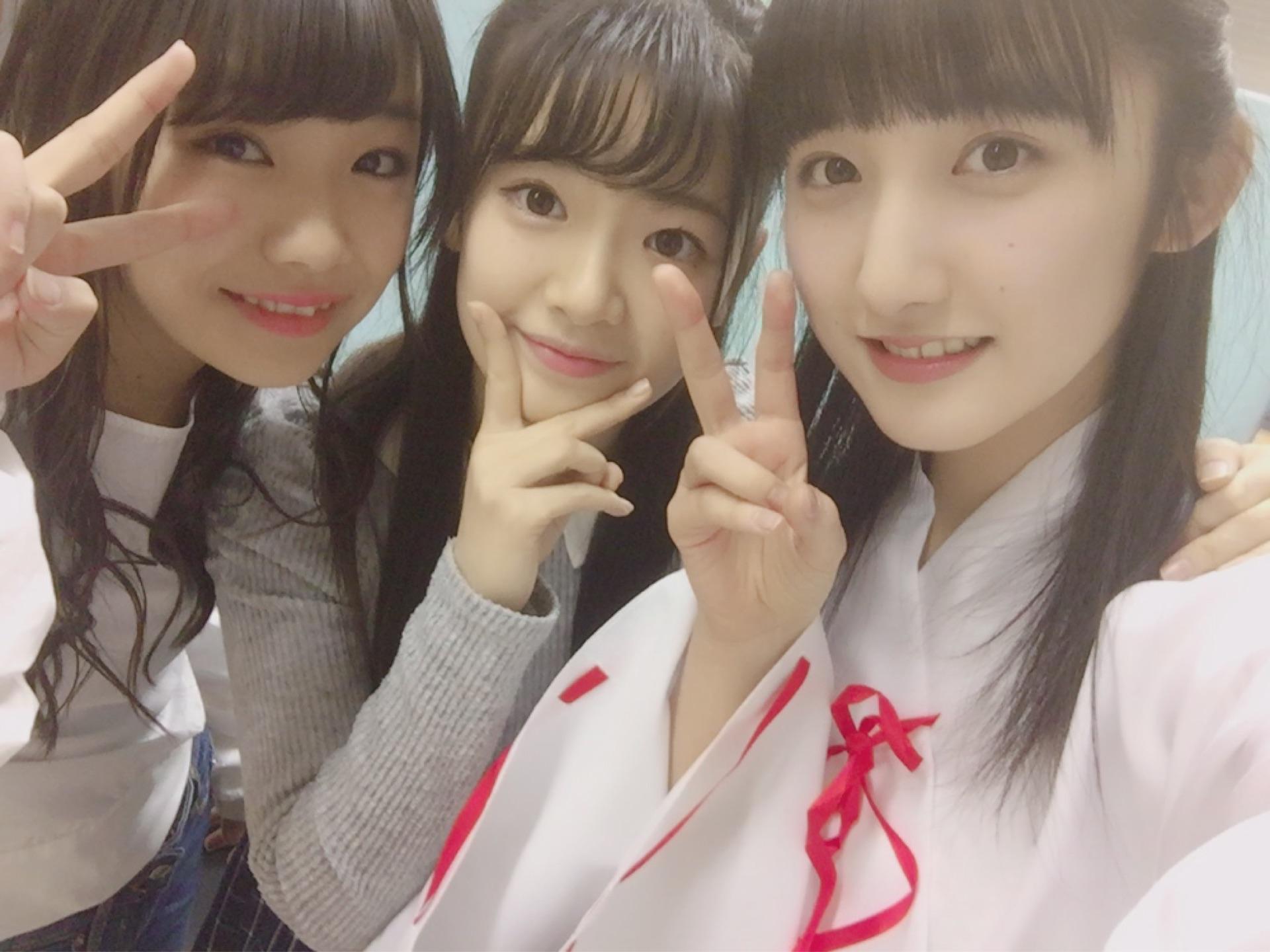 AKB48×Google+2429 	YouTube動画>19本 ->画像>1427枚 