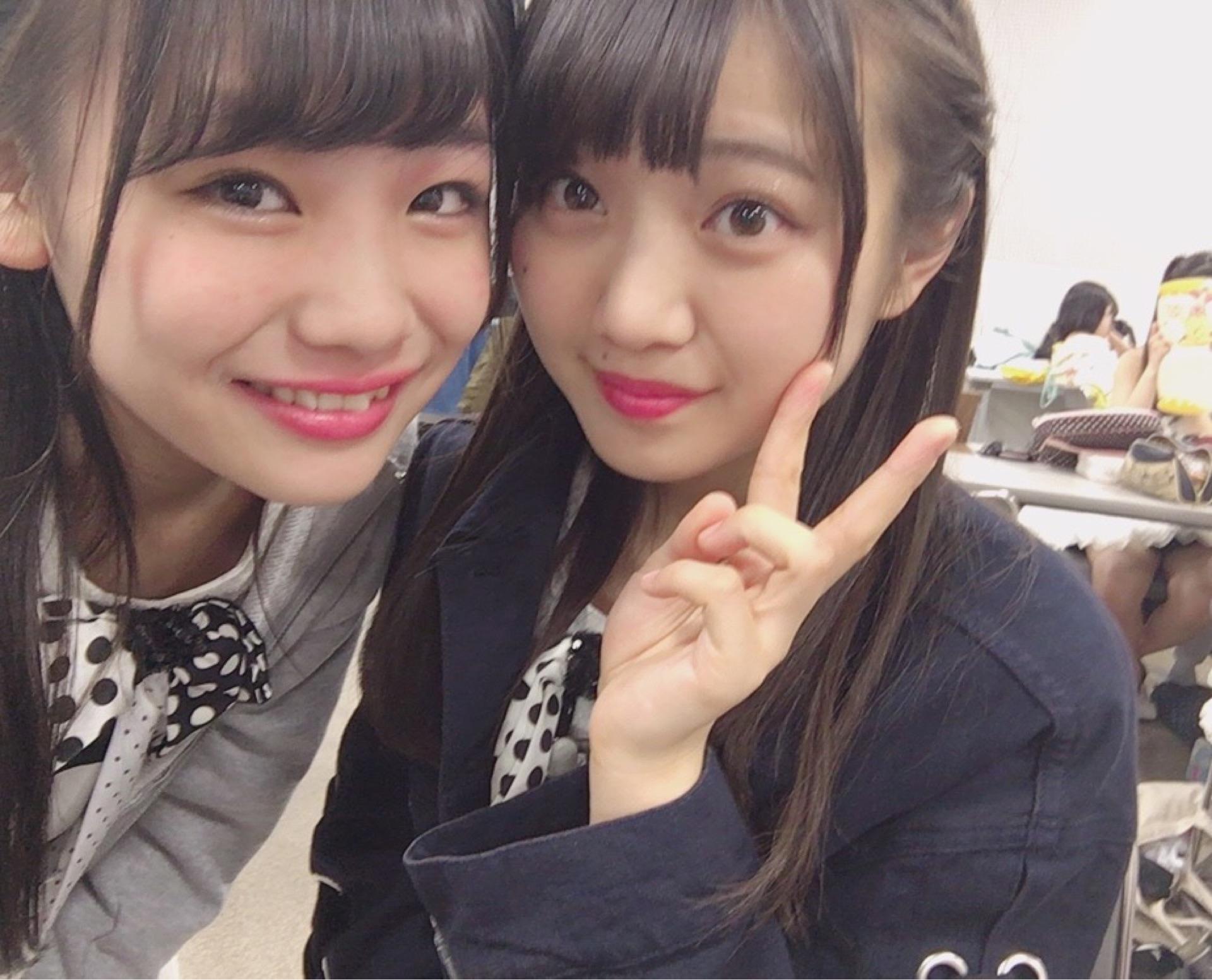 AKB48~Google+2442 	YouTube>4{ ->摜>1524 