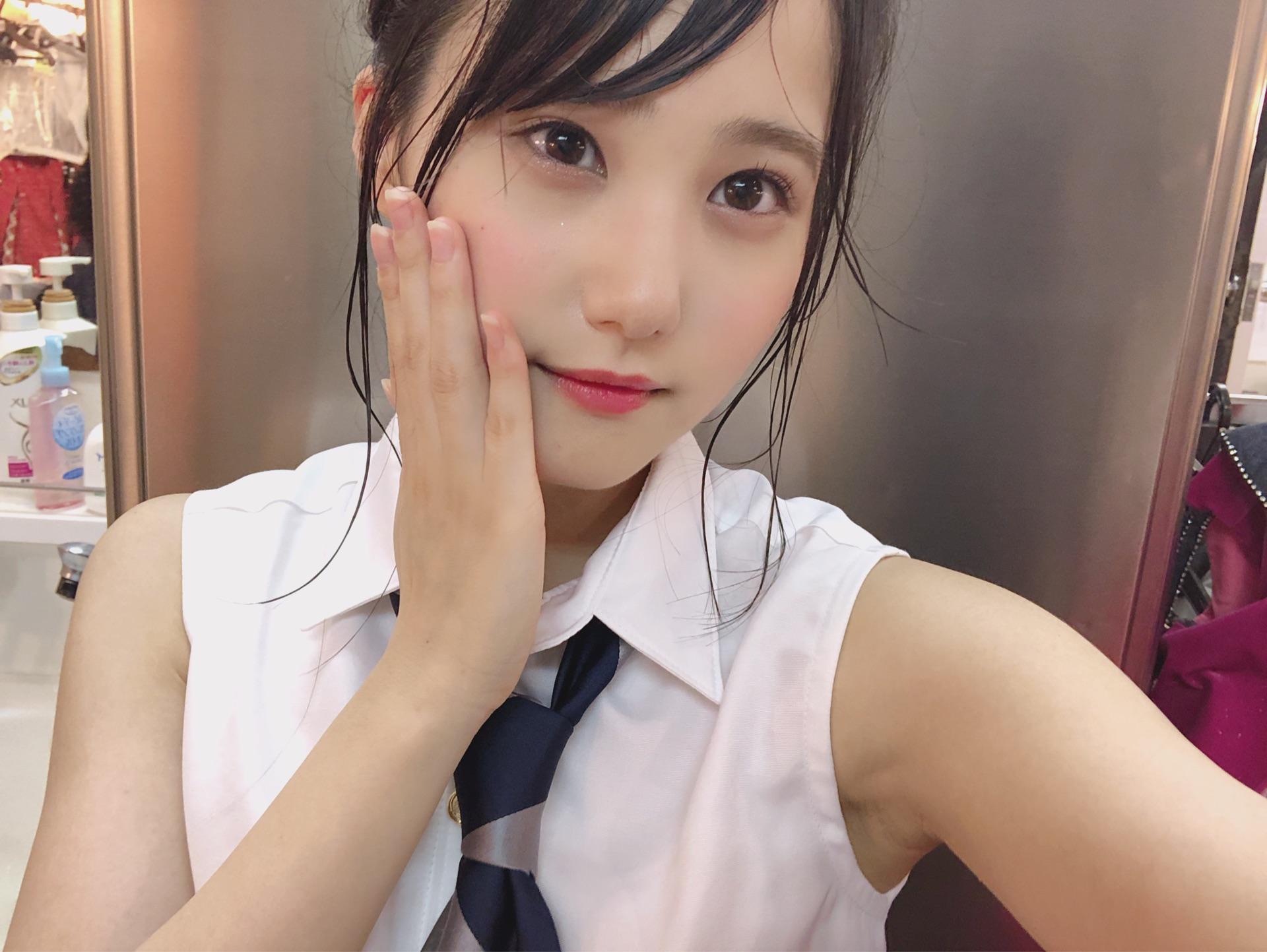 AKB48×Google+2451	YouTube動画>23本 ->画像>1330枚 