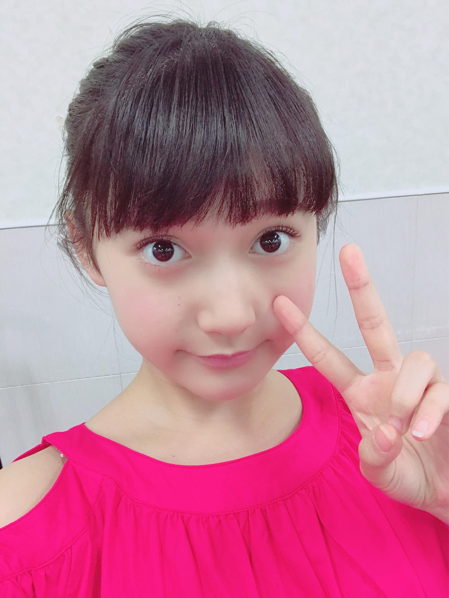 AKB48×Google+2451	YouTube動画>23本 ->画像>1330枚 