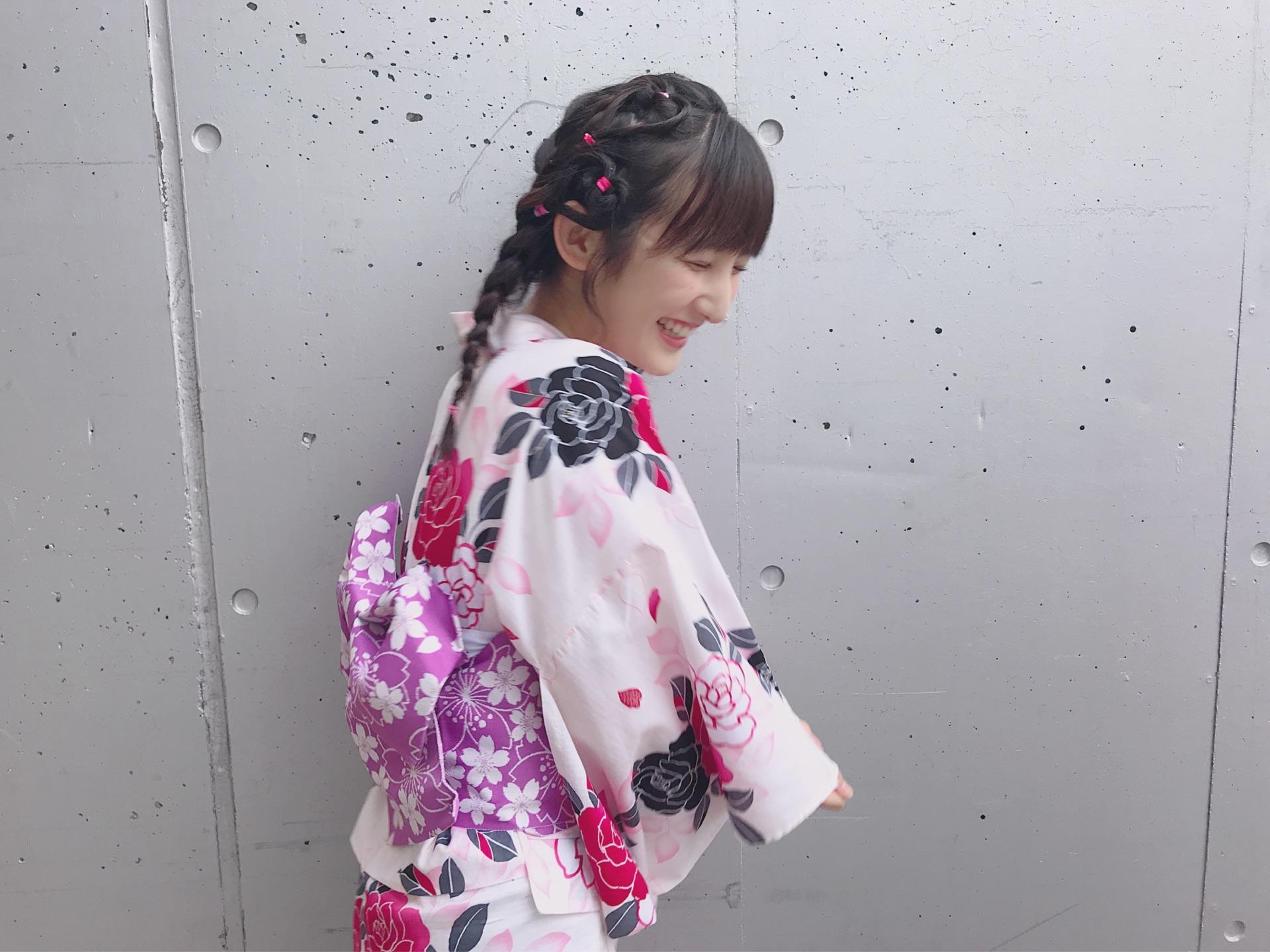AKB48×Google+2464 	YouTube動画>24本 ->画像>2863枚 