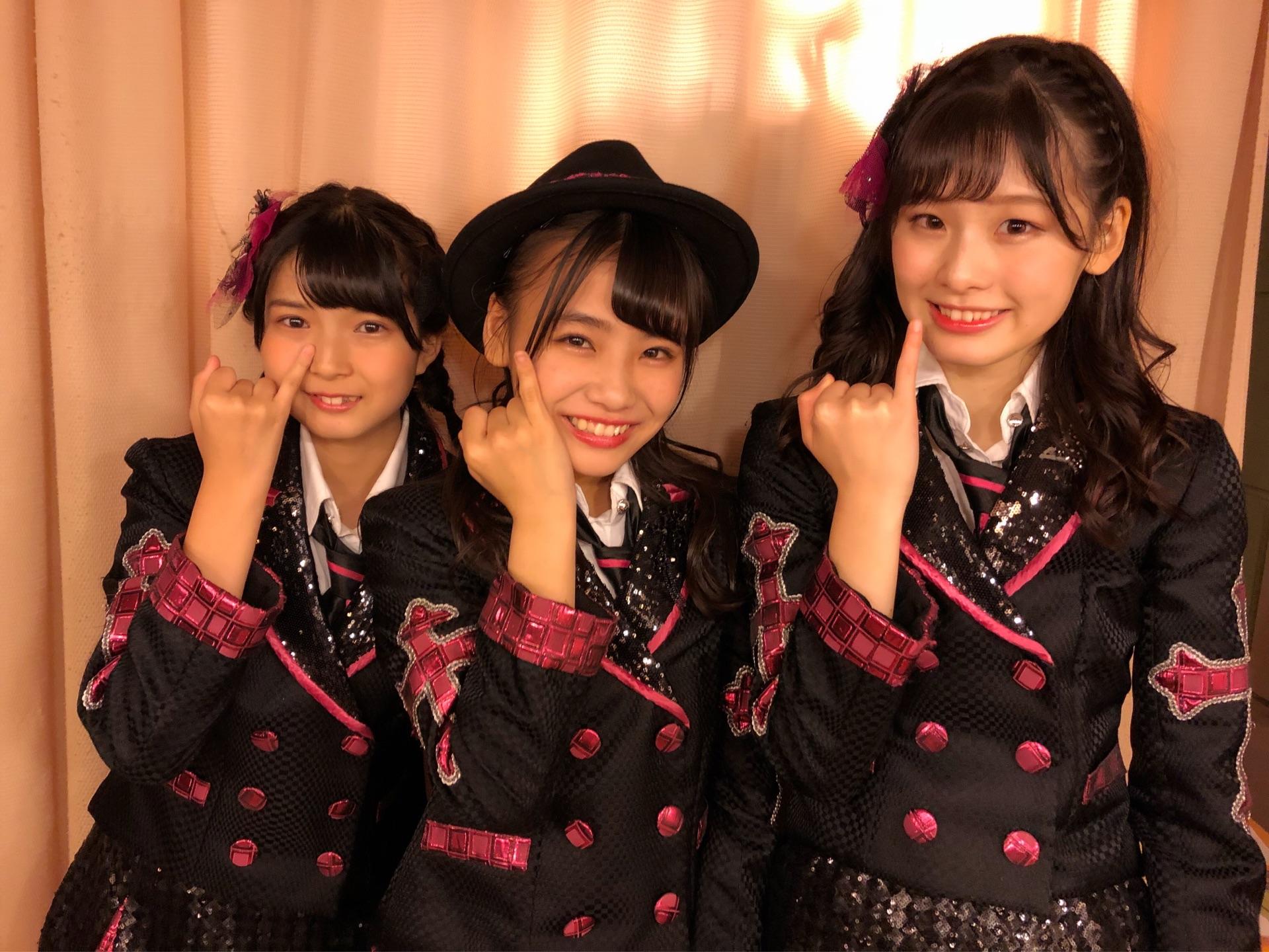 AKB48×Google+2464 	YouTube動画>24本 ->画像>2863枚 