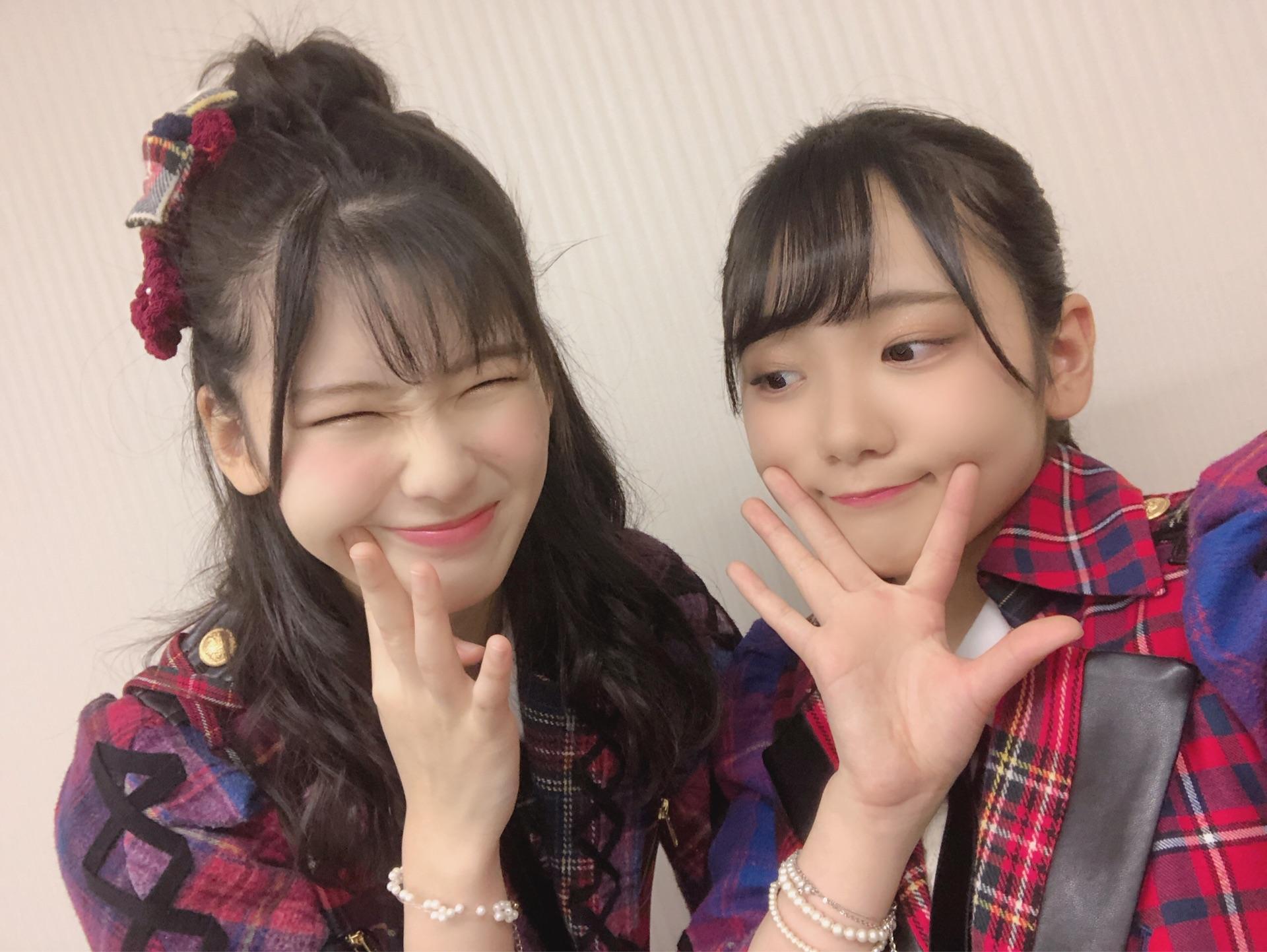 AKB48×Google+2464 	YouTube動画>24本 ->画像>2863枚 