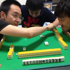 男4人で暮らす目黒ハウスの緊急連絡帳。