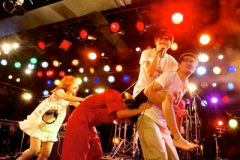 神聖かまってちゃんはツワー中