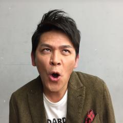 岡田圭右