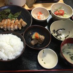 （ーー；）定食トーク