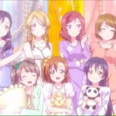 ラブライブのライングループ入る人?