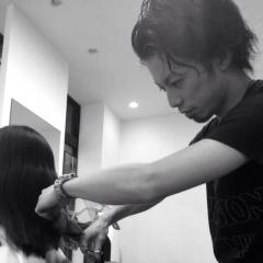 矢島 慎嗣 ✂︎ CROSS