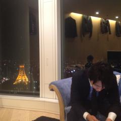 ネオヒルズ族の秘書(・ω・)何でもどぞ(´･Д･)」