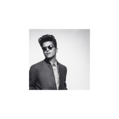 ブルーノマーズが好きな人   集まれ。