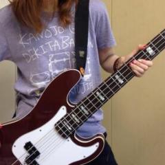 ベーシスト、ベースに詳しい方来てください