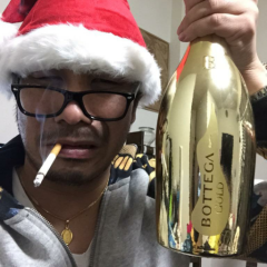 DJ
