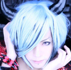 LAGNA Hide