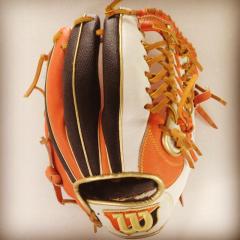 グローブ解説笑