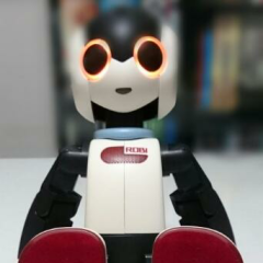 ながやよしのぶ