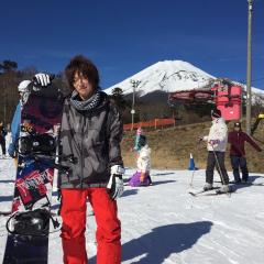 スノボー仲間募集！！一緒にスノボー行きたいね(*´﹃｀*)