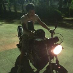 おい！暇人さんよ〜！