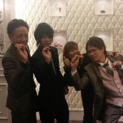 德満 かずずんずん