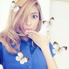 ローラ のトーク