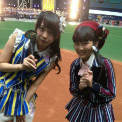 木崎ゆりあと矢吹奈子トーク