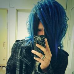 V系、メタルが好きなやつはかもん