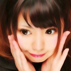 女装趣味の男が質問に答える