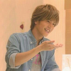 岩田剛典のトーク&写真館