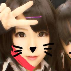 あっちみたりそっちをみたり美人が好きなのね？