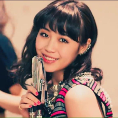 鷲尾伶菜♡のトーク