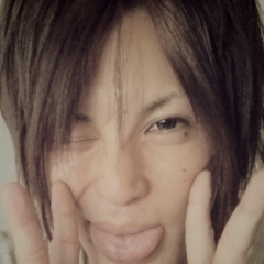 小説書き、読み好き📝音楽、club好き👅例のあれが好き❄