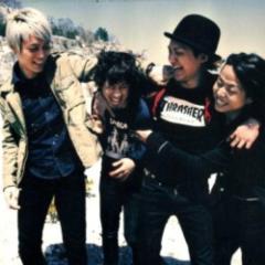 ONE OK ROCK好きな人集まれ👍