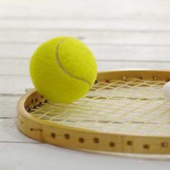 好きな硬式テニスラケット教えて！