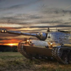 オカミツマナツ