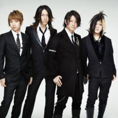 GLAYファンが集う場所٩(๑˃̵ᴗ˂̵๑)۶ °