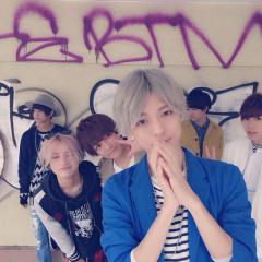 読モ💙💛❤💚💜